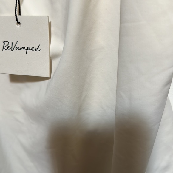 Revamped new bodysuit with tags - Picture 4 of 5